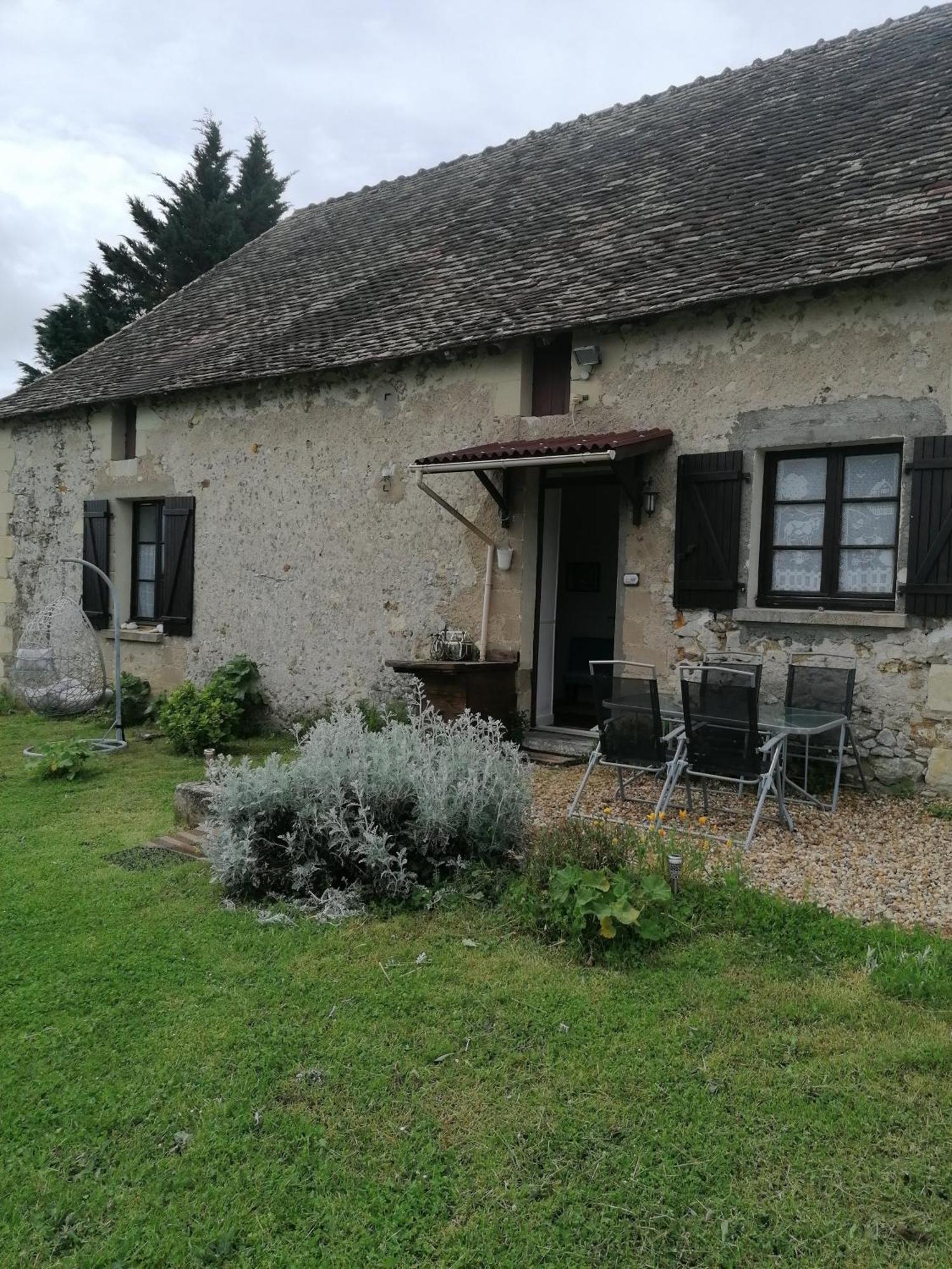 Charmante Maison, Calme Et Nature A La Roche Posay 外观 照片